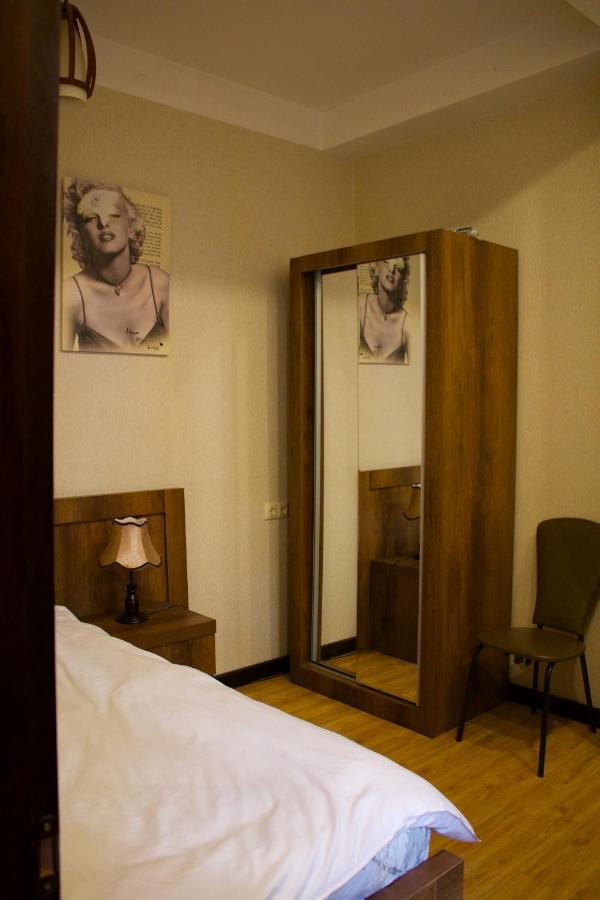 Dream Sky Hotel Tbilisi Esterno foto