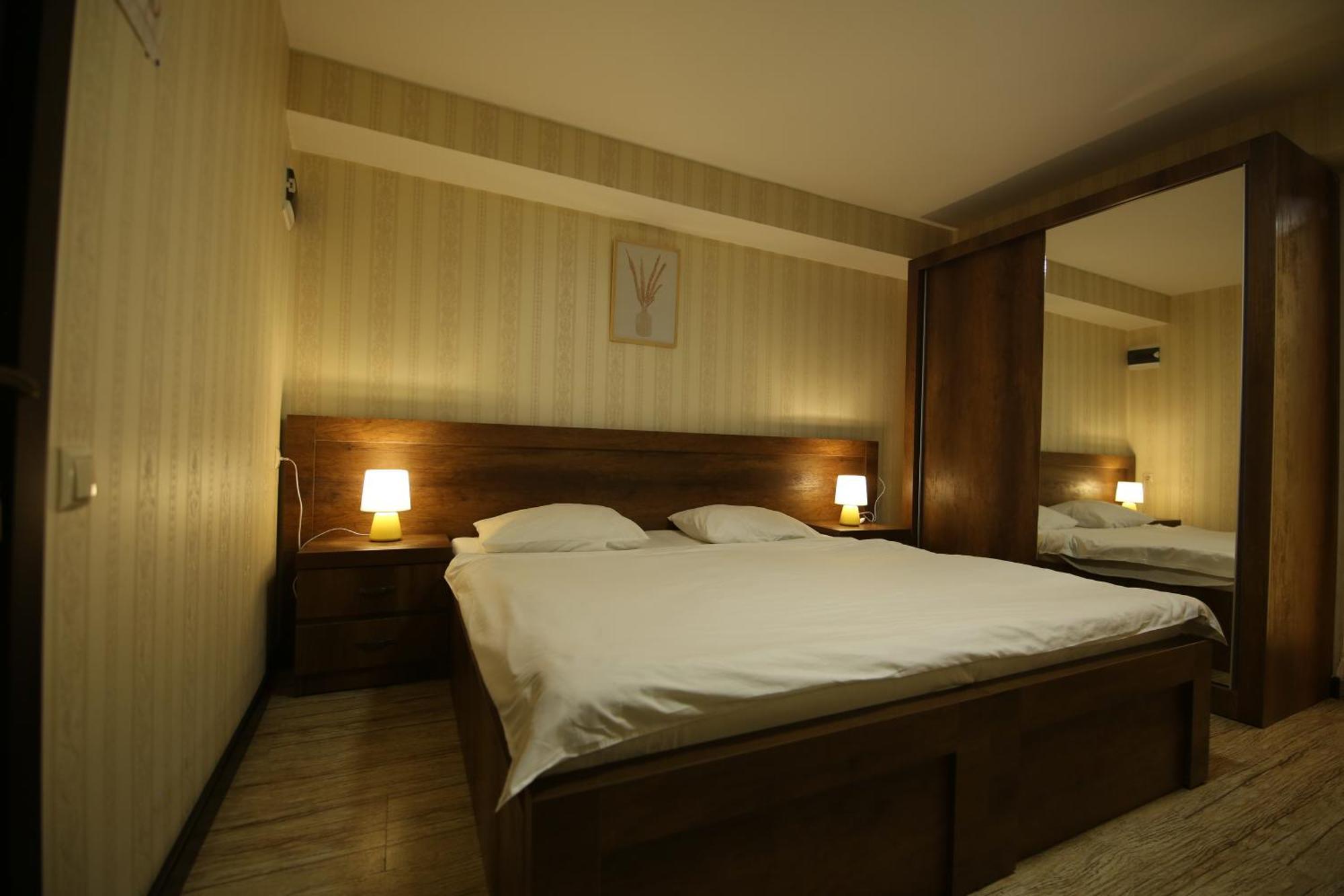 Dream Sky Hotel Tbilisi Esterno foto